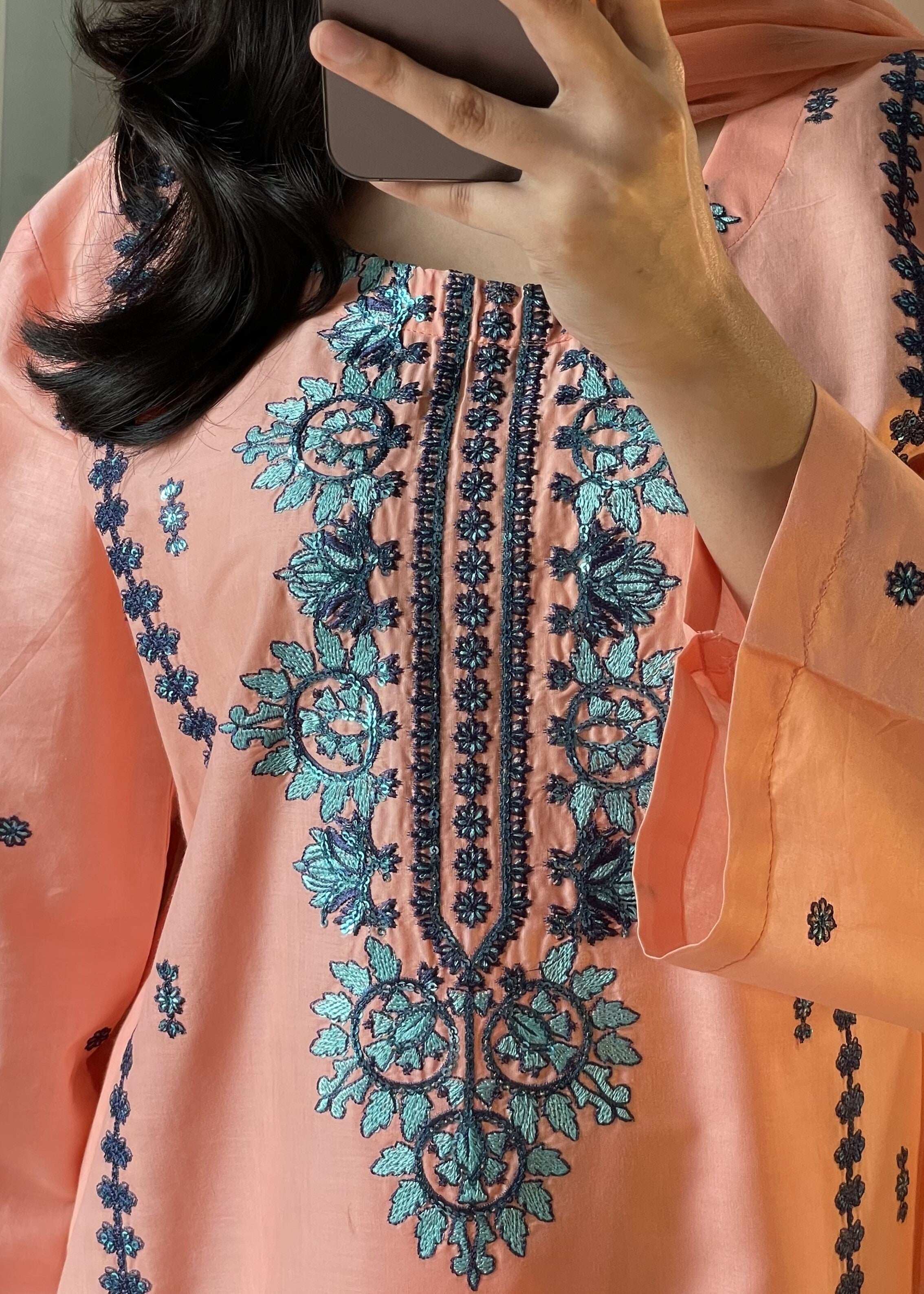 Zeenat Emb 3pc