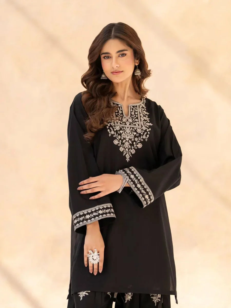 Siyahi Embroidered 2PC