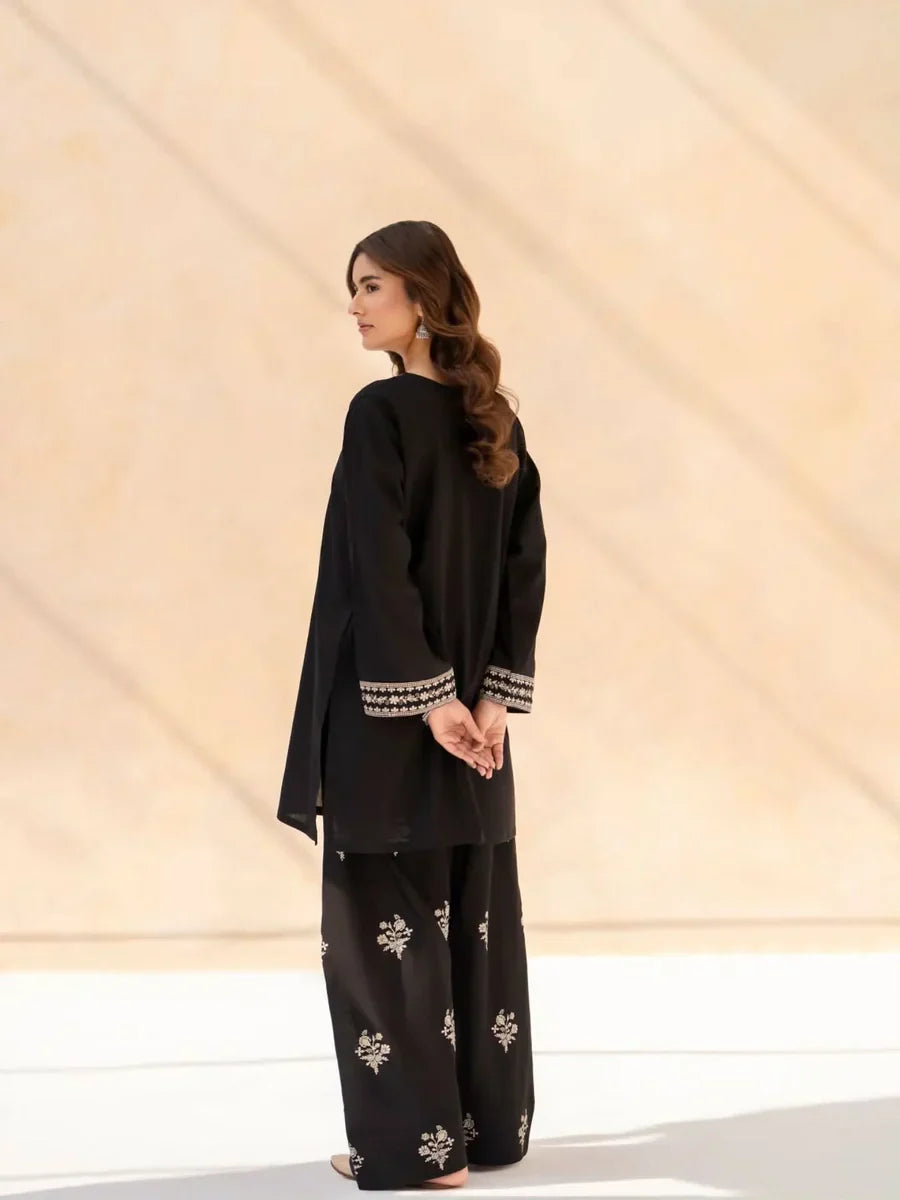 Siyahi Embroidered 2PC