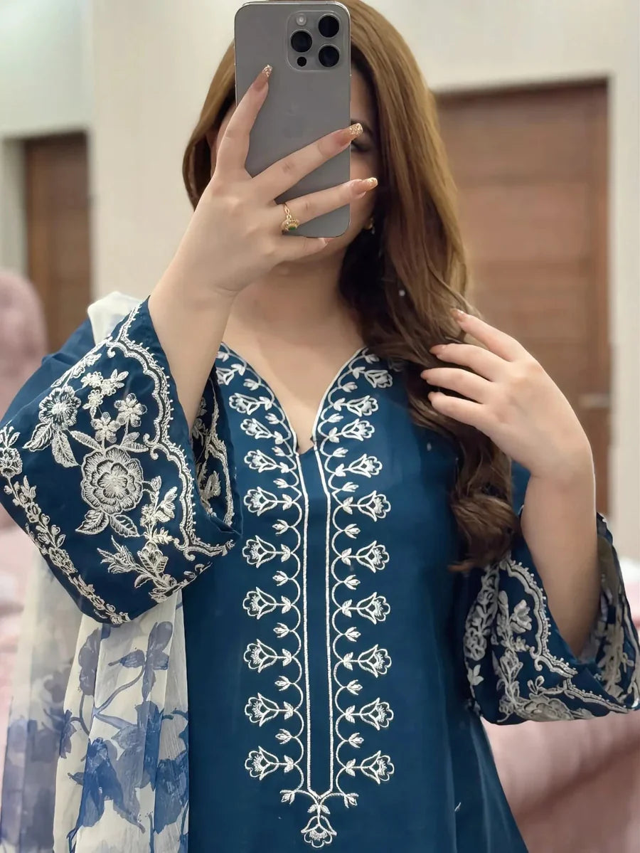 Rubi Embroidered 3PC
